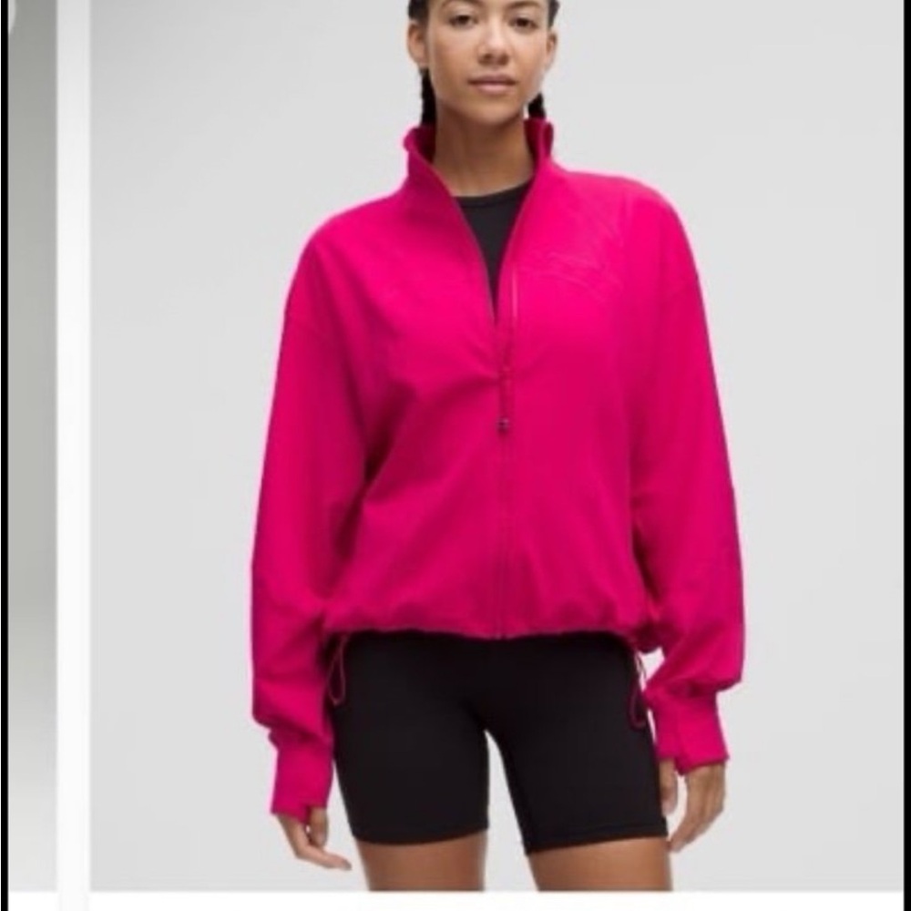 SOLD DO NOT BUY Lululemon Relaxed Define *Sold Out Passionate* Retails fo $148